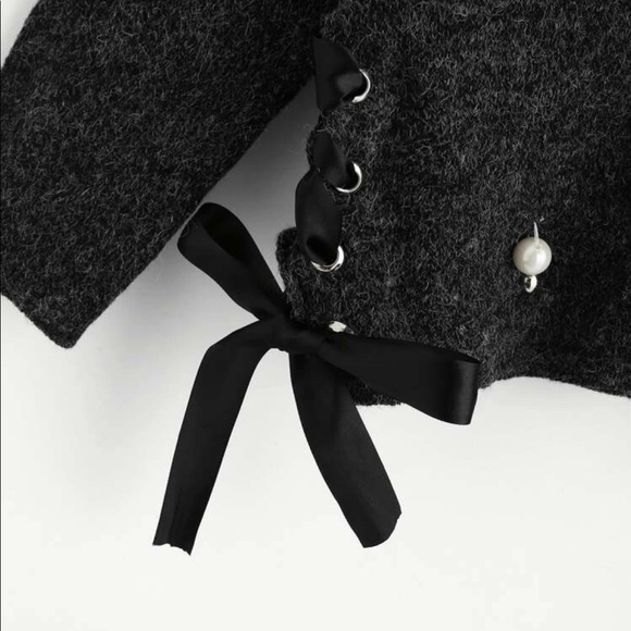 Sweater - Picture 4 of 4